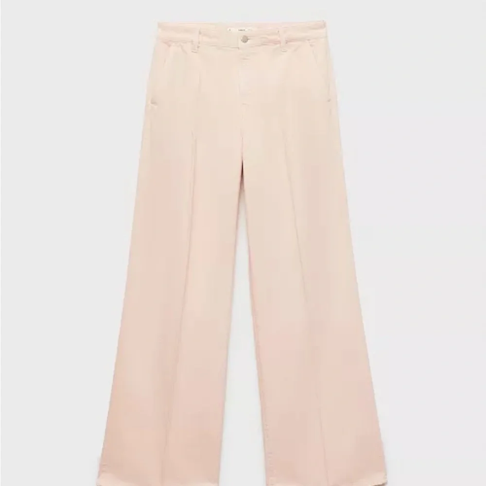 NWT MANGO
Women's High-Rise Wide Leg Jeans - Picture 7 of 9